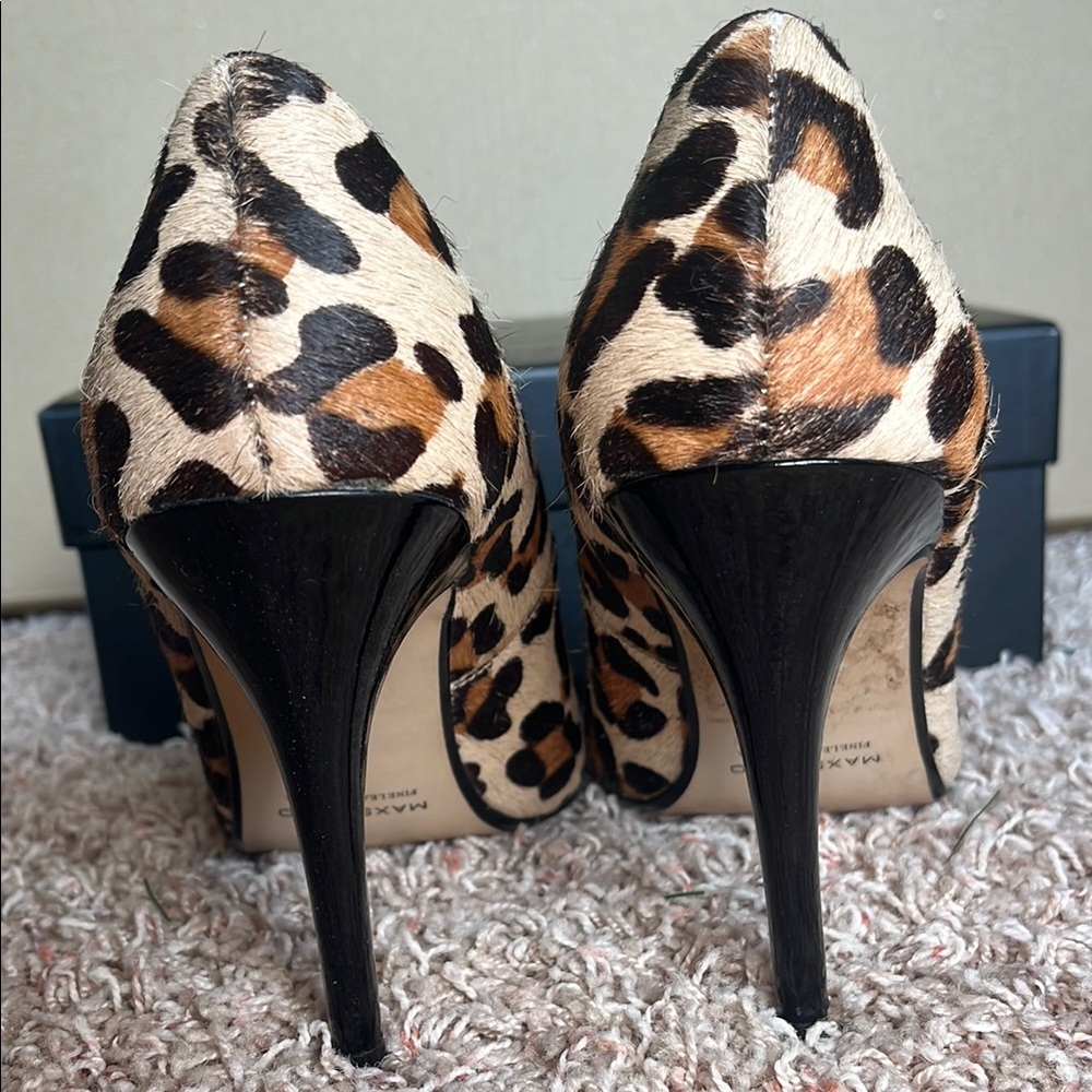 Leopard Print Women's Heels - Picture 5 of 5